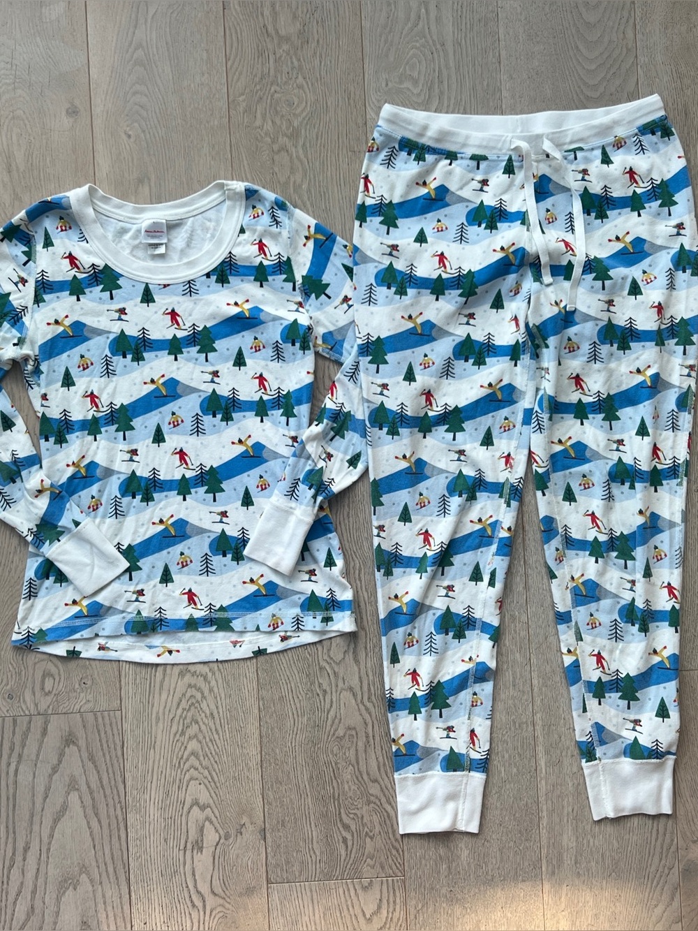 Hanna Andersson Ski Winter Holiday Pajama Set Women’s Size S/M